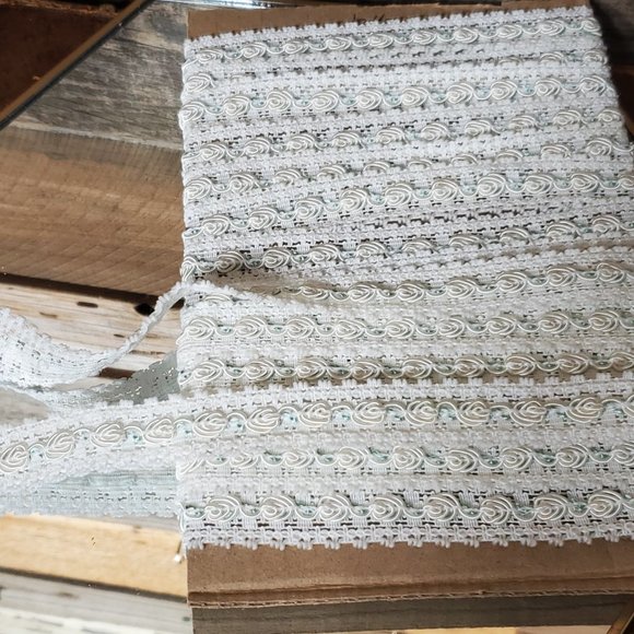 Vintage Gimp Lace Trim - Ivory with Blue Thread - 6/8" wide x 6 1/2 Yards. - Picture 5 of 5